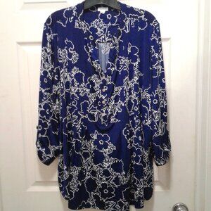 Westport Woman Blue w/ White Flowers - 3X